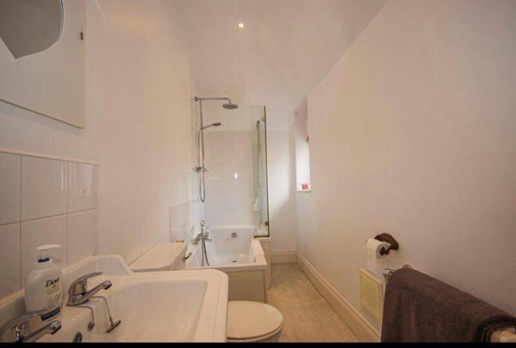 Light And Airy Central Lyme Regis Appartment With Parking מראה חיצוני תמונה